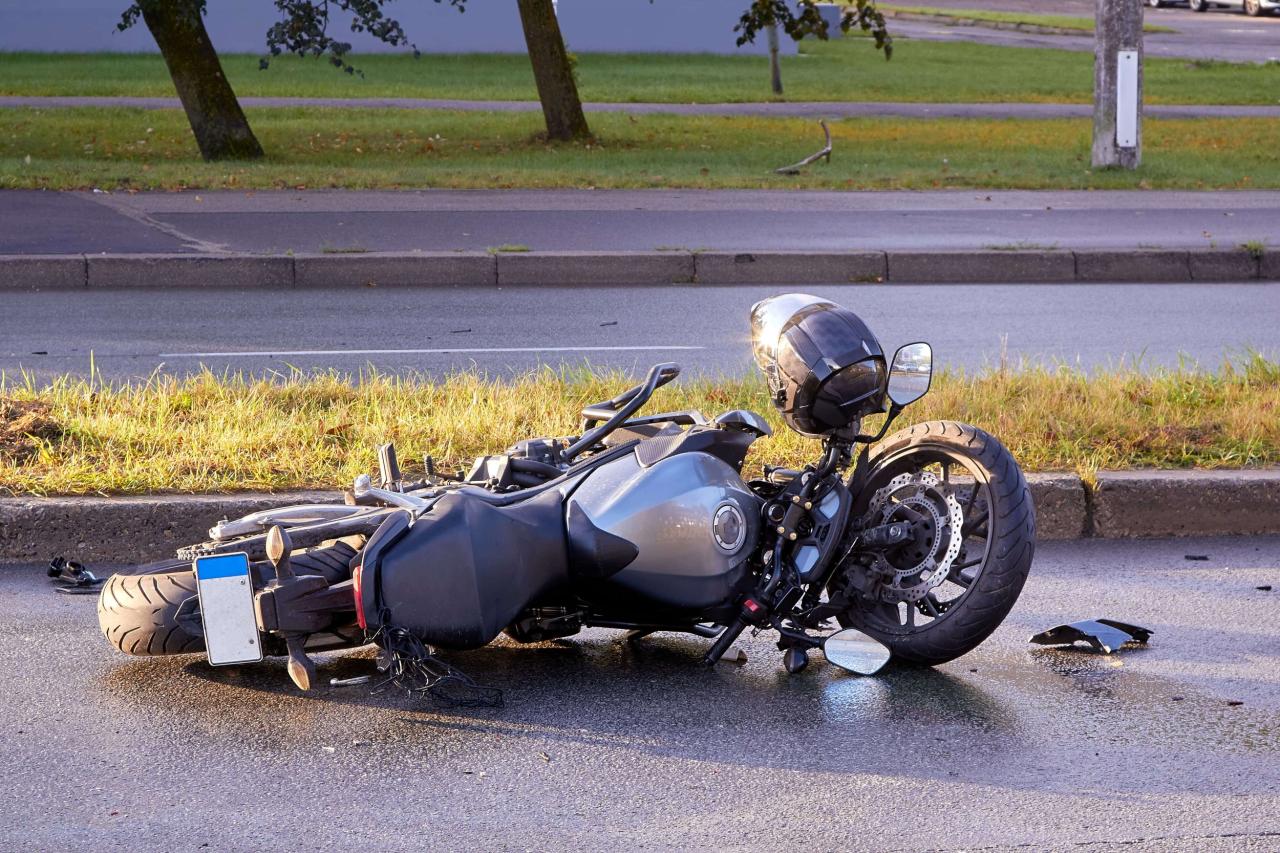 accident motorcycle attorney lawyer angeles los hire need when do look